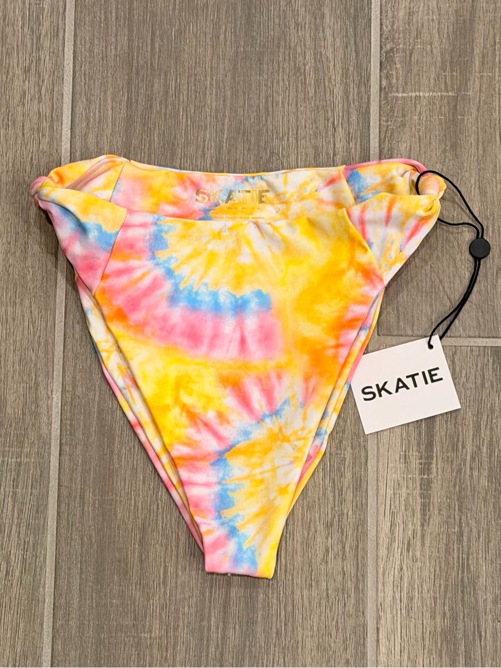 NWT Skatie Salty Bottom Extra Small Sherbet